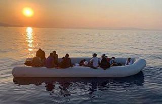 Çanakkale’de 17 düzensiz göçmen kurtarıldı