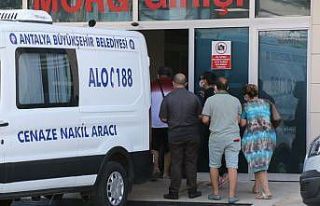 Cansız bedenleri bulunan anne kızın cenazeleri...