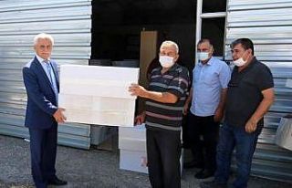 Çiftçilere Akdeniz Meyve Sineği tuzağı dağıtıldı