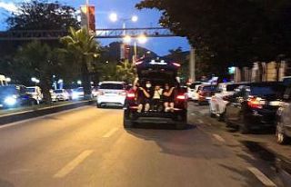 Çocukların tehlikeli yolculuğu kameraya yansıdı