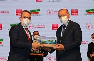 Cumhurbaşkanı Erdoğan’dan Başakşehir’e ödül