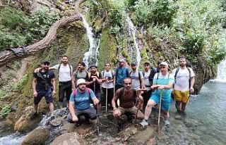 Dağcılar saklı cennet kaval şelalesini ziyaret...