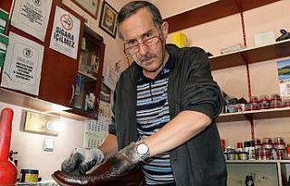 Dede mesleğini 50 yıldır sürdürüyor