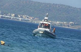 Denizde kaybolduğu sanılıp 3 saat arandı, polise...