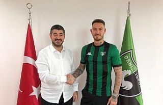 Denizlispor yeni forvet oyuncusunu duyurdu