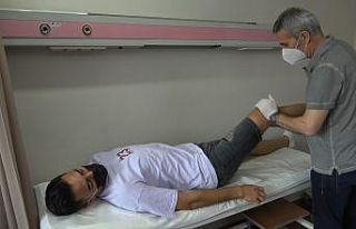 Denizlisporlu futbolcular, Egekent Hastanesi’nde...