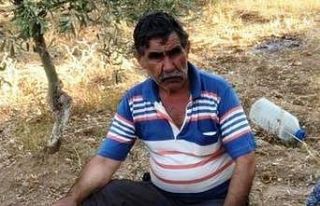 Devrilen traktörün altında kalan çiftçi hayatını...