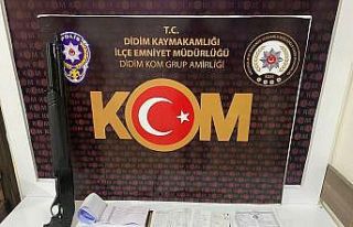Didim’de tefeci operasyonu: 3 kişi tutuklandı