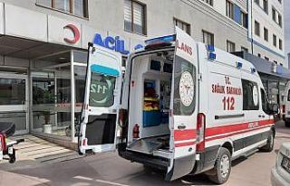 Dingili kopan patpat devrildi: 2 yaralı