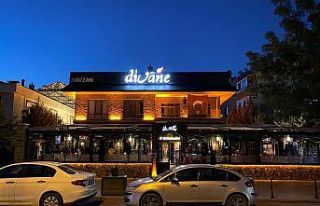 Divane Kahve Evleri’nin işletmecisi Mücahit Yaman,...