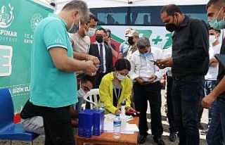 Diyarbakır’da uygulama noktalarına aşılama standı...