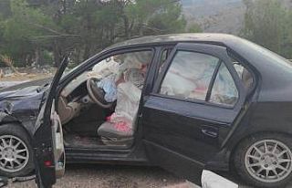 Doğanşehir’de 2 otomobil çarpıştı: 1 yaralı