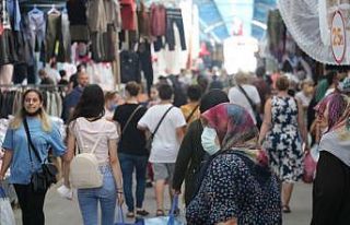 Edirne’de Bulgar turistler Ulus Pazarı’na akın...
