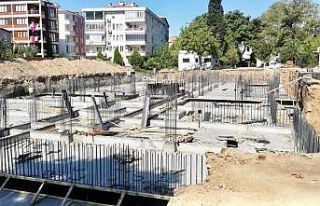 Edremit hükümet konağı hızla yükseliyor