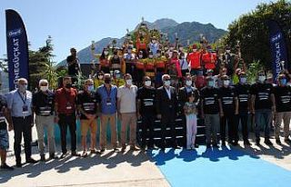 Eğirdir Triatlonu Türkiye Kupası final yarışları...