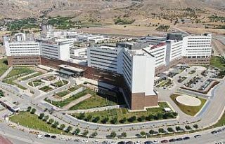 Elazığ Fethi Sekin Şehir Hastanesi, deprem ve pandemide...