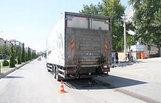 Elazığ’da kamyonun altında kalan çocuk hayatını...