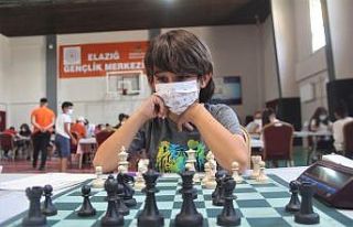 Elazığ’da Türkiye Yıldızlar ve Çocuklar Satranç...
