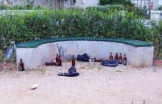 Erdek’te utandıran çöp manzarası