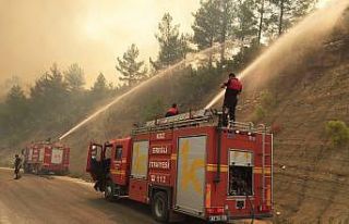 Ereğli İtfaiyesi Manavgat’ta mücadele veriyor