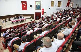 Erzincan’da muhtarlarla toplantı düzenlendi