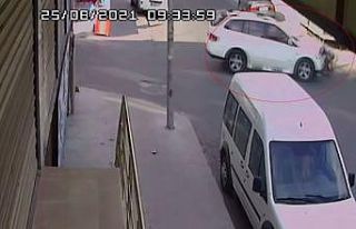 Esenyurt’ta arabanın çarptığı motor sürücüsü...