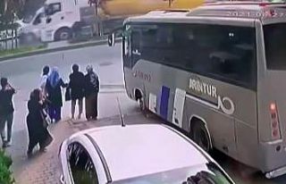 Esenyurt’ta freni boşalan hafriyat kamyonunun 5...