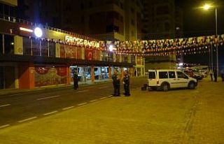 Eşiyle tartışıp havaya ateş açan adam polisleri...