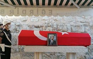 Eski Vali Coş, memleketi Eğirdir’de toprağa verildi