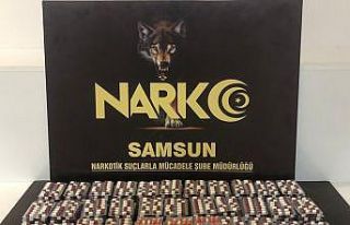 Evinde 2 bin 254 adet uyuşturucu hapla yakalandı