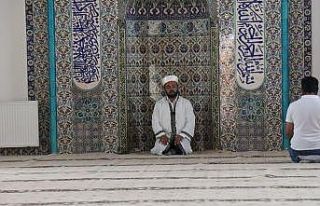 Felaket bölgesinde içerisi balçık dolu cami Cuma’ya...