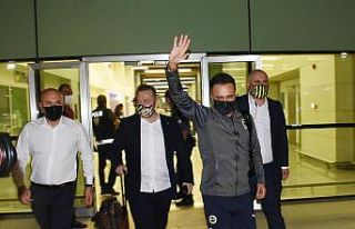 Fenerbahçe, Altay mücadelesi için İzmir’e geldi