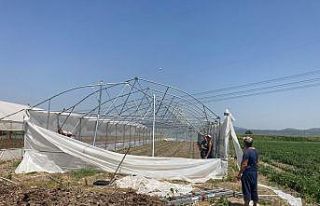 Fırtınada zarar gören seralar bakıma alındı