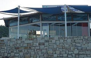 Foça Belediyesinin ruhsatsız işletmesi kapatıldı
