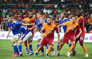 Galatasaray İskoçya’da tur peşinde