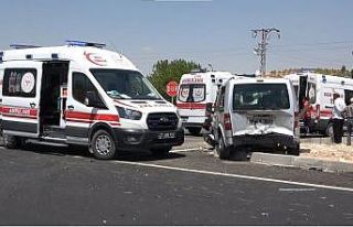 Gaziantep’te iki aracın karıştığı kazada 4...