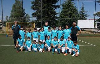 Geleceğin futbolcular burada yetişiyor