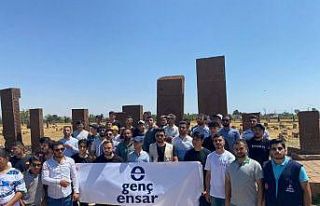 Genç Ensar Gönüllüleri Ahlat’ta kamp yaptı