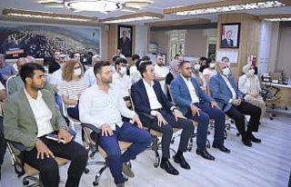 ‘Gençsin, geleceğinden vazgeçme’