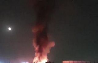 Geri dönüşüm tesisi alevlere teslim oldu