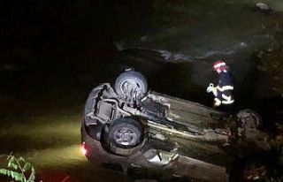 Giresun’da araç dereye uçtu: 1 ölü