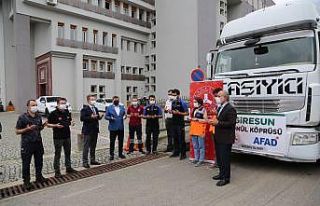 Giresun’dan Sinop’a 5 tır yardım malzemesi gönderildi