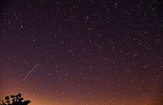 Gökyüzü Perseid meteor yağmuruyla renklendi