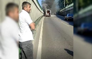 Görev yaptığı ambulans alev alınca gözyaşlarına...