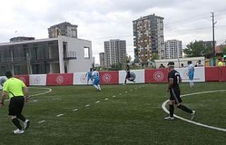 Görme engelliler yeşil sahaya çıktı