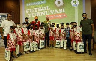 Gürpınar Belediyesi’nden futbol turnuvası