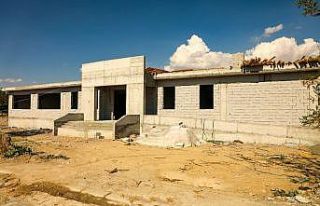 Gürpınar Belediyesinin spor tesisleri yükseliyor