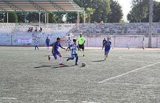 Hakemler miniklerin heyecanına ortak oldu