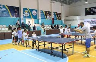 Haliliye’de masa tenisi kursuna çocuklardan yoğun...