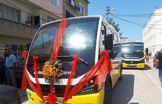 Halk otobüsü gelin arabası oldu